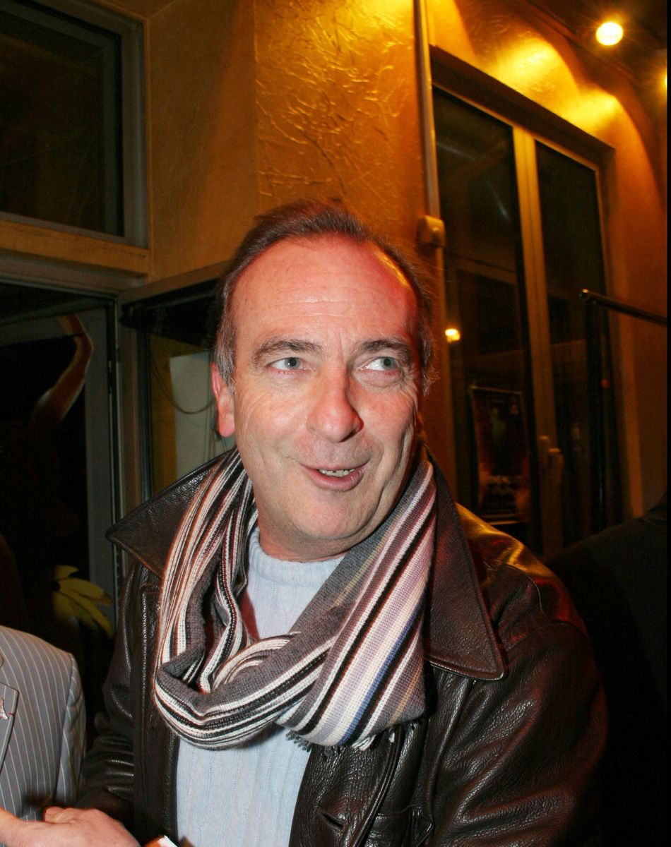 Yves Lecoq - Jean-Luc Romero présente son nouveau livre "La nuit des petits couteaux" au Banana Café à Paris.