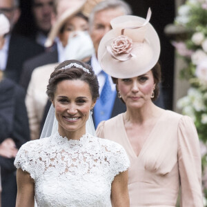 Pippa Middleton et sa soeur Catherine (Kate) Middleton, duchesse de Cambridge, - Mariage de P. Middleton et J. Matthew, en l'église St Mark Englefield, Berkshire, Royaume Uni, le 20 mai 2017.