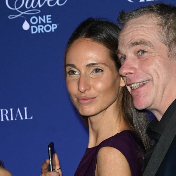 Exclusif - Garou (maître de cérémonie) et sa compagne Emily - Premier dîner caritatif de la Fondation One Drop au Pavillon Dauphine à Paris le 19 novembre 2021. © Coadic Guirec/Bestimage