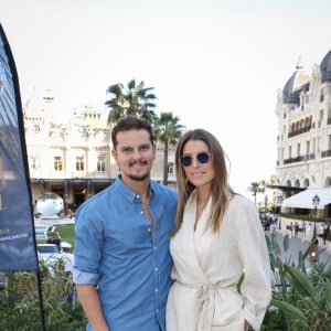 Juan Arbelaez et Laury Thilleman - Personnalités sur la place du Casino de Monte-Carlo dans le cadre de la seconde édition des Influencer Awards à Monaco, le 5 octobre 2019. © Olivier Huitel / Pool Monaco / Bestimage 