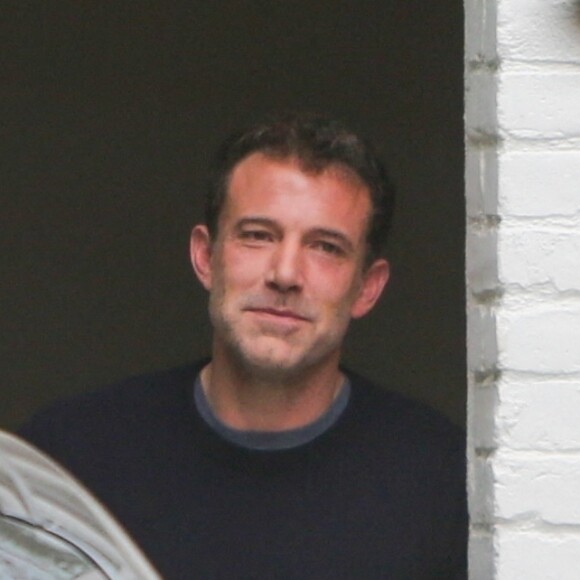 Ben Affleck à son domicile situé à Los Angeles, le 7 novembre 2021. 