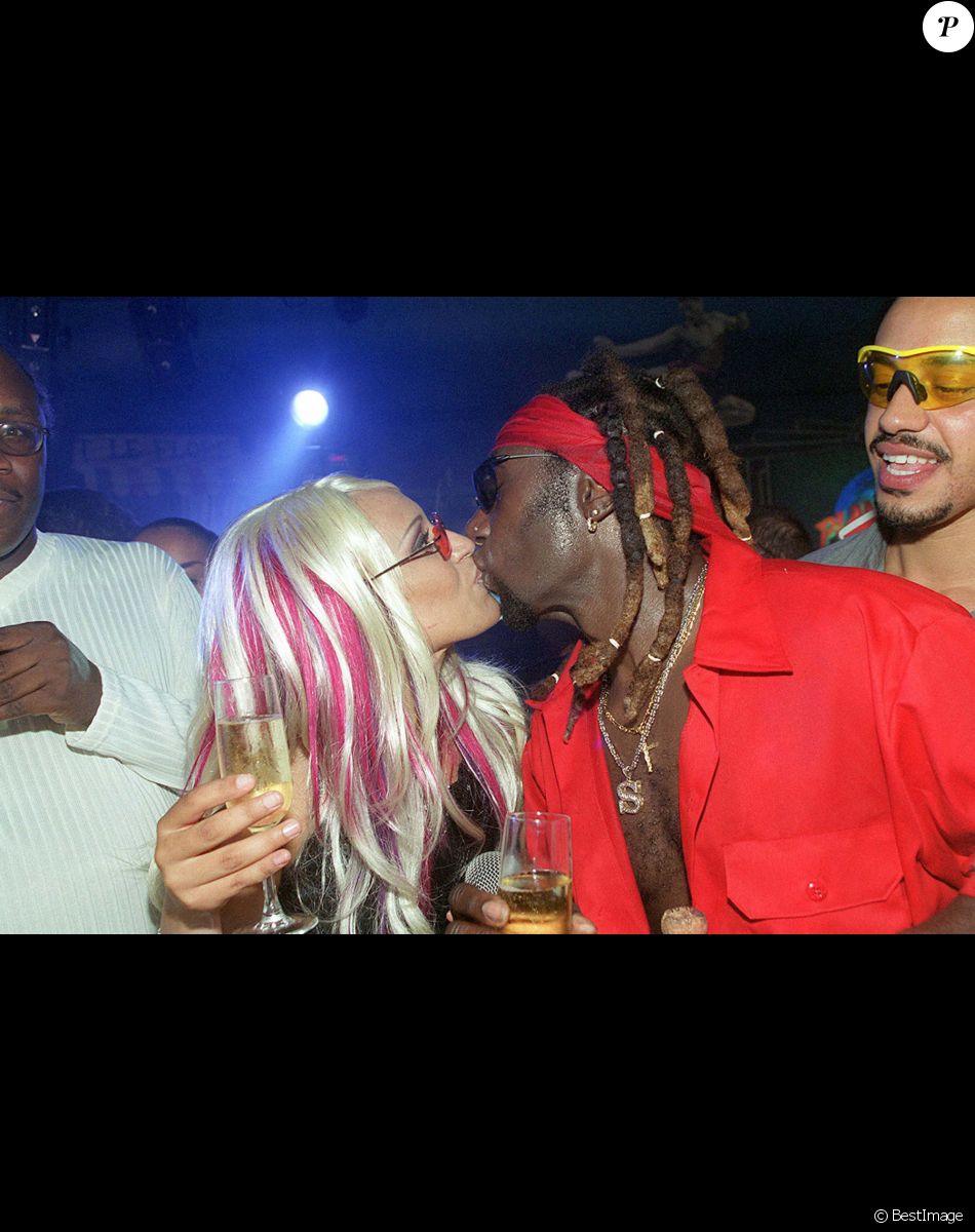 Robert Suber et Lââm - Anniversaire de la chanteuse au Planet Hollywood à Paris.