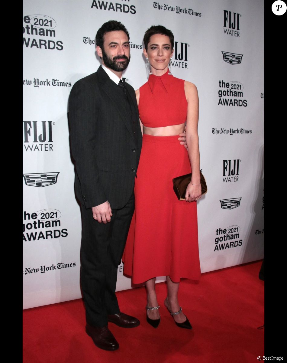 Rebecca Hall et son mari Morgan Spector - Gotham Awards au Cipriano Wall Street de New York. Le 29 novembre 2021.