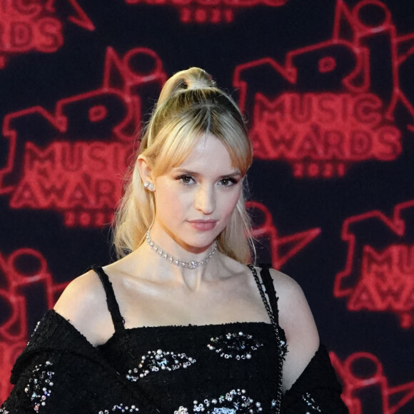 Angèle - 23e édition des NRJ Music Awards au Palais des Festivals de Cannes, le 20 novembre 2021.