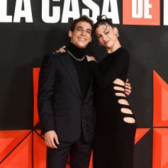 Úrsula Corberó et Miguel Herrán à la première de la série "La Casa De Papel - Saison Finale" à Madrid, le 30 novembre 2021.