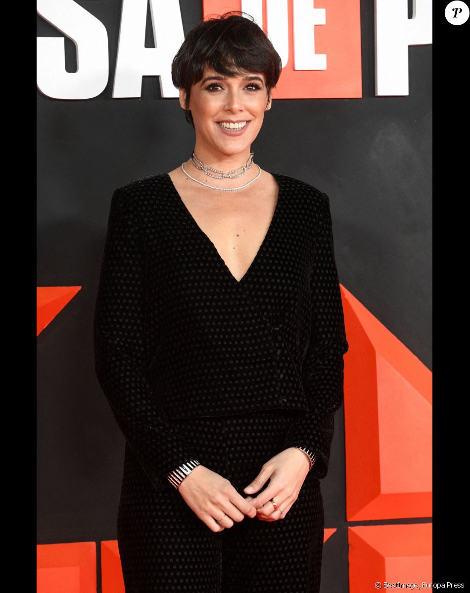 Belén Cuesta à la première de la série "La Casa De Papel - Saison Finale" à Madrid, le 30 novembre 2021.