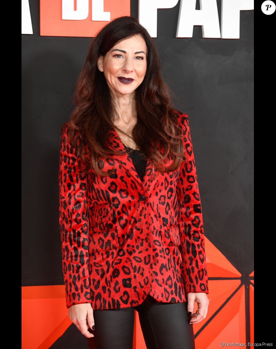 Esther Martínez Lobato à la première de la série "La Casa De Papel - Saison Finale" à Madrid, le 30 novembre 2021.