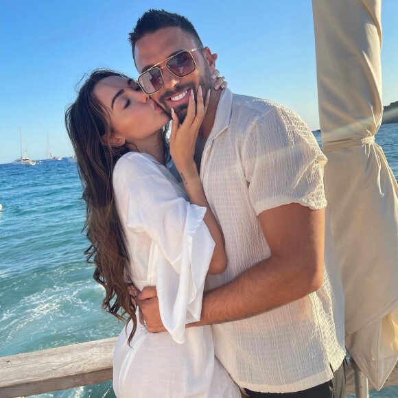 Thomas Vergara et Nabilla sont en couple depuis leur rencontre dans "Les Anges de la télé-réalité".