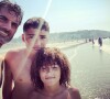 Gil Alma en vacances à Dieppe avec ses fils Sacha et Charlie.