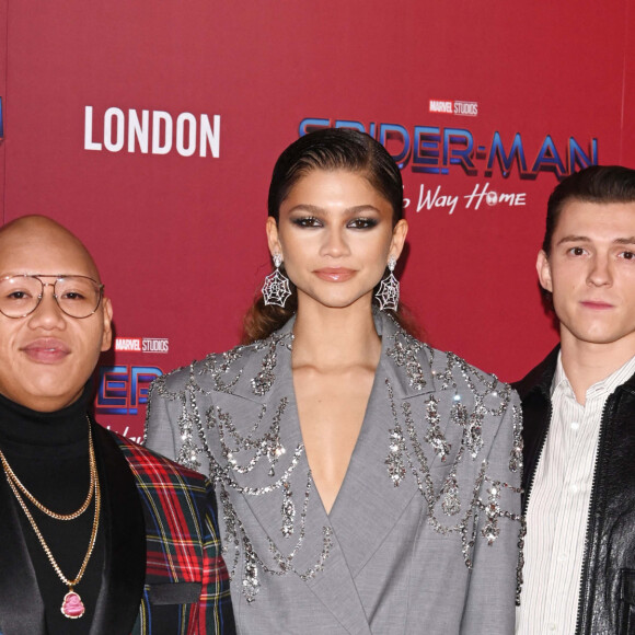 Jacob Batalon, Zendaya et Tom Holland à l'avant-première du film "Spider-Man: No Way Home" à Londres, le 5 décembre 2021.