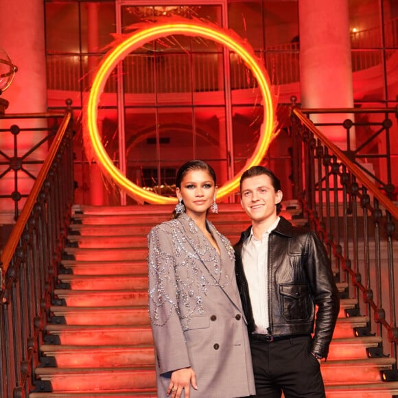 Zendaya et son compagnon Tom Holland à l'avant-première du film "Spider-Man: No Way Home" à Londres, le 5 décembre 2021.