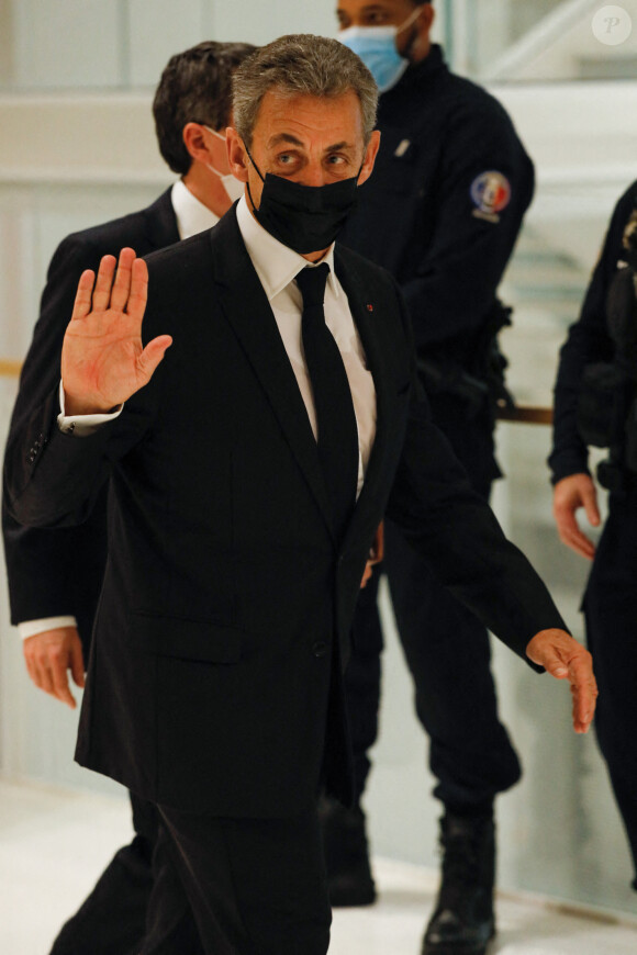 Sortie de Nicolas Sarkozy au procès des sondages de l'Elysée, en tant que témoin à l'audience au Tribunal de Grande Instance de Paris, le 2 novembre 2021