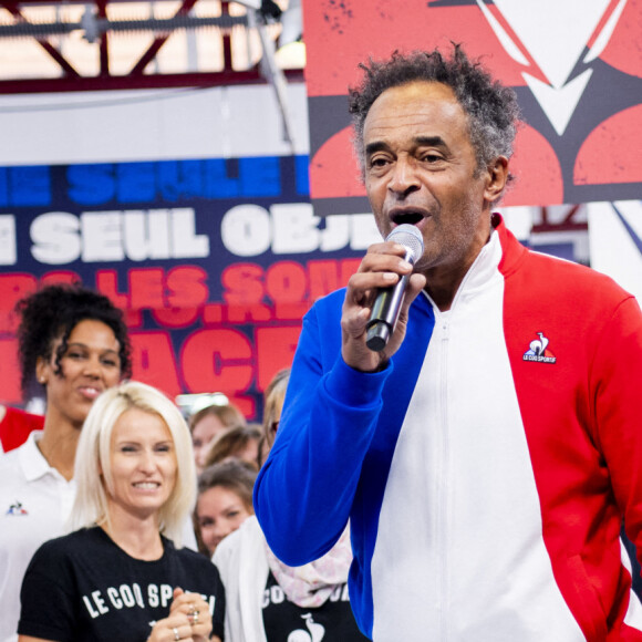 Yannick Noah et Soprano lors du défilé de la collection Olympique de l'équipementier "Le Coq Sportif" à Romilly-sur-Seine, France, le 4 octobre 2021. © Jean-Baptiste Autissier/Panoramic/Bestimage 