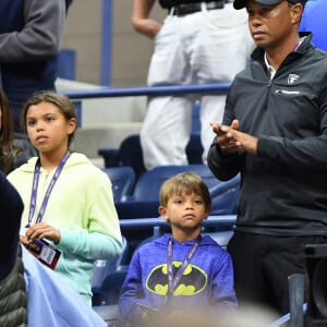 Tiger Woods et ses enfants Charlie et Sam dans les tribunes de l'US Open 2017 à New York, le 8 septembre 2017.