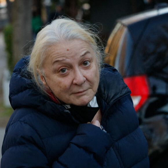 Exclusif - Josiane Balasko - Arrivées de l'enregistrement de l'émission "Vivement Dimanche" qui sera diffusée le 12 décembre 2021 au studio Gabriel à Paris, France, le 23 novembre 2021. © Christophe Clovis / Bestimage