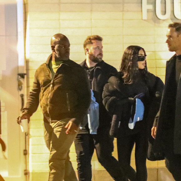 Exclusif - Kim Kardashian et ses enfants North et Saint assistent au concert caritatif "Free Larry Hoover" de Kanye West et Drake au Memorial Coliseum à Los Angeles, le 9 décembre 2021.