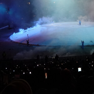 Kanye West et Drake sur scène pour le concert caritatif "Free Larry Hoover" au Memorial Coliseum de Los Angeles, le 9 décembre 2021.