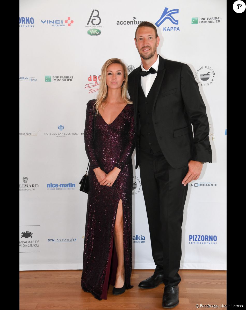 Exclusif - Alain Bernard et sa fiancée Faustine lors de la soirée de gala de la Croix Rouge à l'hôtel du Cap-Eden-Roc au Cap d'Antibes le 14 juin 2019. © Lionel Urman / Bestimage