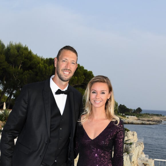 Exclusif - Alain Bernard et sa fiancée Faustine lors de la soirée de gala de la Croix Rouge à l'hôtel du Cap-Eden-Roc au Cap d'Antibes le 14 juin 2019. © Lionel Urman / Bestimage