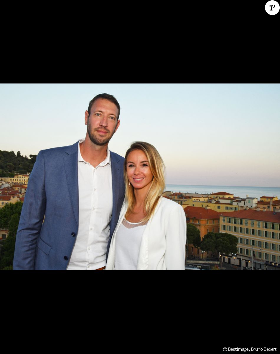 Exclusif - Alain Bernard et sa fiancée Faustine durant la soirée d'ouverture du 24ème Festival du Livre de Nice sur le toit terrasse de l'hôtel Aston la Scala, le 31 mai 2019. © Bruno Bebert/Bestimage
