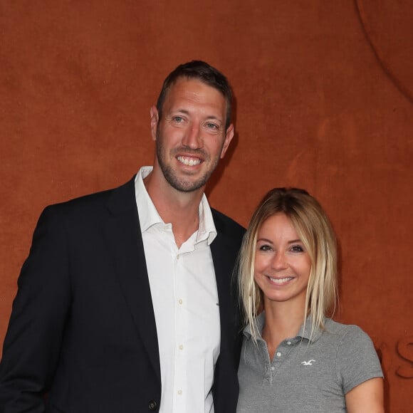 Alain Bernard et sa compagne Faustine au village lors des internationaux de tennis de Roland Garros à Paris, le 10 juin 2018. © Moreau-Jacovides/Bestimage