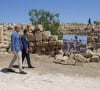 Le prince William, duc de Cambridge, et le prince Hussein de Jordanie en visite sur le site archéologique de Gérasa en Jordanie. Le 25 juin 2018