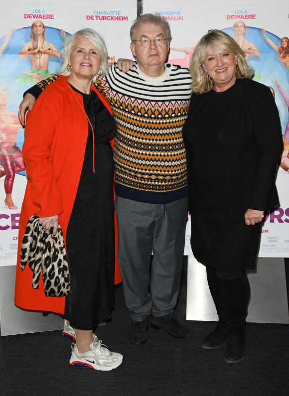 Catherine Hosmalin, Dominique Besnehard et Charlotte de Turckheim - Avant-première du film "Mince Alors 2 La rechute" au cinéma UGC Ciné Cité Les Halles à Paris le 9 décembre 2021. © Coadic Guirec/Bestimage