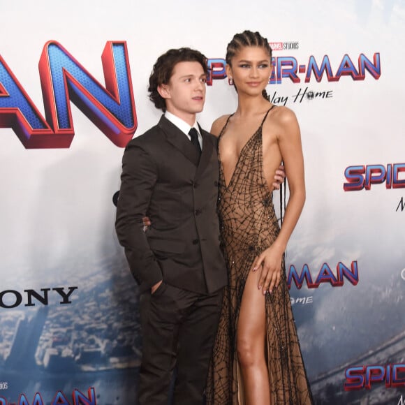 Tom Holland et Zendaya à l'avant-première du film "Spider-Man: No Way Home" aux Regency Village and Bruin Theatres. Los Angeles, le 13 décembre 2021.