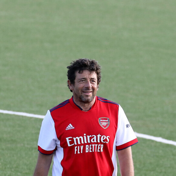 Patrick Bruel - Match amical de football au profit de l'association "Plus fort la vie" au stade Marcel Aubour de Saint-Tropez, Côte d'Azur. Le 7 août 2021. © Dominique Jacovides/Bestimage