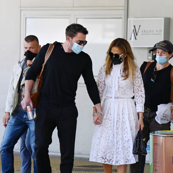 Jennifer Lopez et son compagnon Ben Affleck arrivent au 78ème Festival international du film de Venise (La Mostra), à Venise, Italie, le 9 septembre 2021.