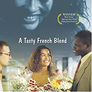 Affiche anglophone du film Métisse, traduit en anglais "Café au lait" de et avec Mathieu Kassovitz et aussi Julie Mauduech