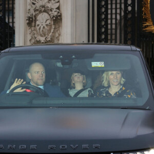 Mike Tindall, Zara Tindall (Phillips) - Les membres de la famille royale à la sortie du déjeuner de Noël au palais de Buckingham à Londres le 18 décembre 2019.