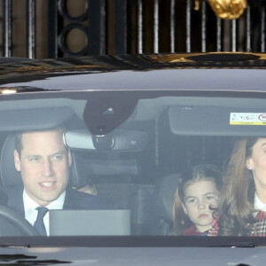 Le prince William, duc de Cambridge, Catherine Kate Middleton, duchesse de Cambridge, la princesse Charlotte de Cambridge - Les membres de la famille royale à la sortie du déjeuner de Noël au palais de Buckingham à Londres le 18 décembre 2019.