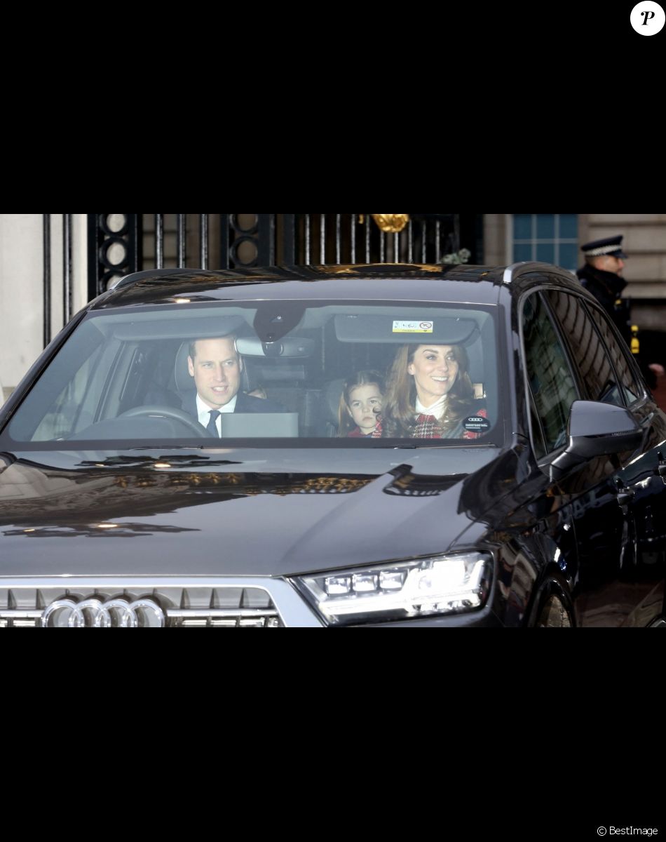Le prince William, duc de Cambridge, Catherine Kate Middleton, duchesse de Cambridge, la princesse Charlotte de Cambridge - Les membres de la famille royale à la sortie du déjeuner de Noël au palais de Buckingham à Londres le 18 décembre 2019.