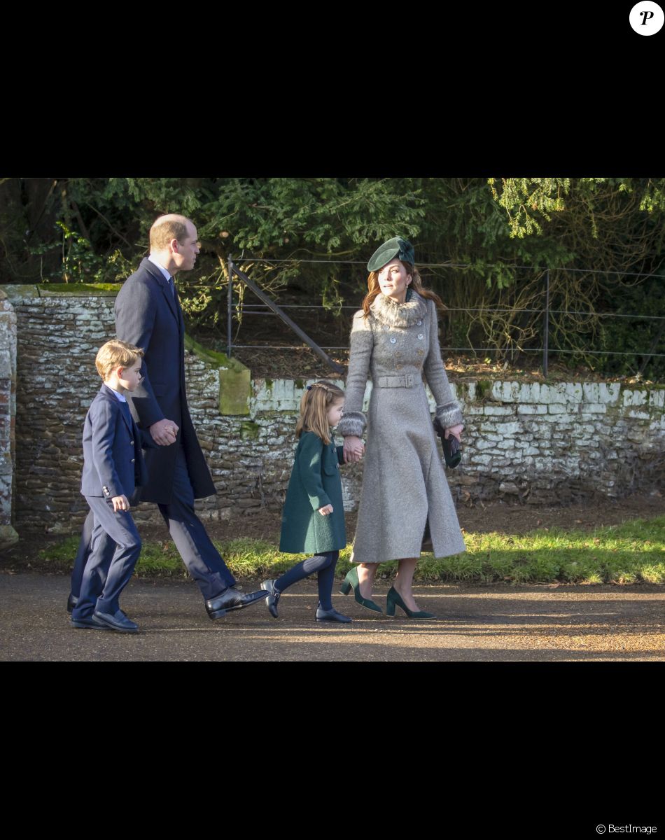 Le prince William, duc de Cambridge, et Catherine (Kate) Middleton, duchesse de Cambridge, la princesse Charlotte de Cambridge et le prince George de Cambridge lors de la messe de Noël en l'église Sainte-Marie-Madeleine à Sandringham au Royaume-Uni, le 25 décembre 2019.