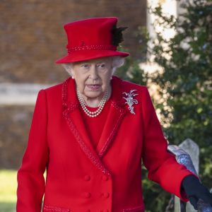 La reine Elisabeth II d'Angleterre lors de la messe de Noël en l'église Sainte-Marie-Madeleine à Sandringham.