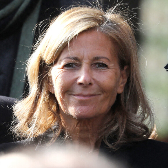 Claire Chazal - Sorties des obsèques de Etienne Mougeotte en l'église Saint-François-Xavier à Paris. Le 13 octobre 2021 © Jacovides-Clovis / Bestimage