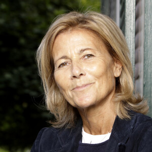 Claire Chazal pose à Paris le 26 aout 2018. © Cédric Perrin/Bestimage