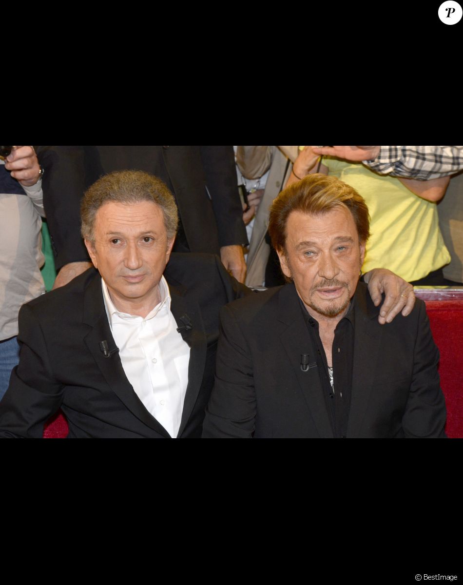 Michel Drucker et Johnny Hallyday - Enregistrement de l'émission "Vivement Dimanche" à Paris le 14 mars 2014.