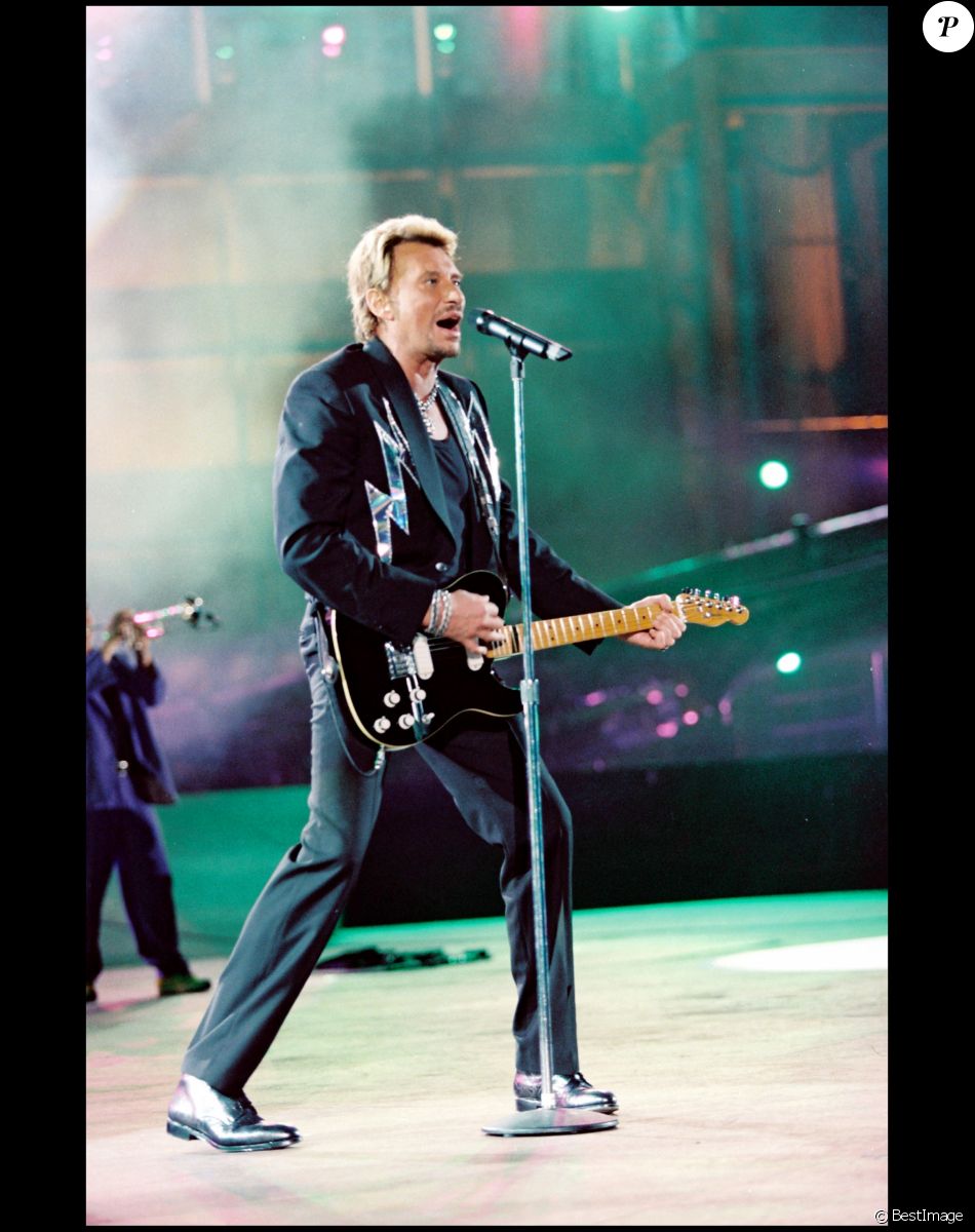 Johnny Hallyday en concert au Stade de France, en 1998.