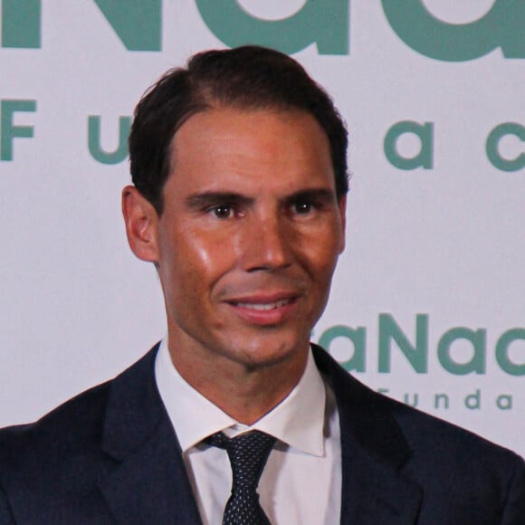 Rafael Nadal fête le 10 ème anniversaire de son association "RafaNadal Foundation" au Consulat italien à Madrid, le 18 novembre 2021.