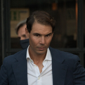 Rafael Nadal lors de l'inauguration du nouveau restaurant Tatel à Madrid le 19 octobre 2021.