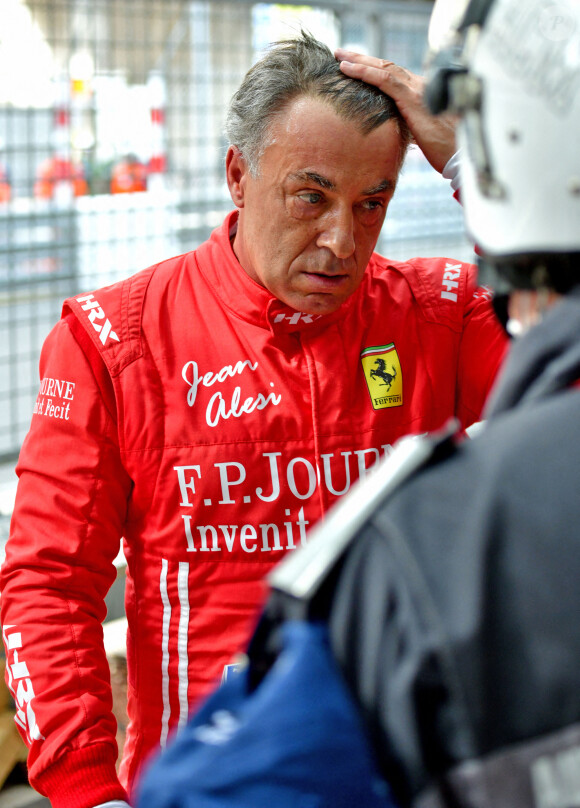Jean Alesi, l'ancien pilote de F1 éliminé au volant d'une Ferarri 312B3 à bord de laquelle Niki Lauda s'était adjugé la pole position ici même en 1974, durant la troisième et dernière journée du 12eme Grand Prix Historique de Monaco. Cet événement s'est déroulé du 23 au 25 avril 2021. © Bruno Bebert / Bestimage