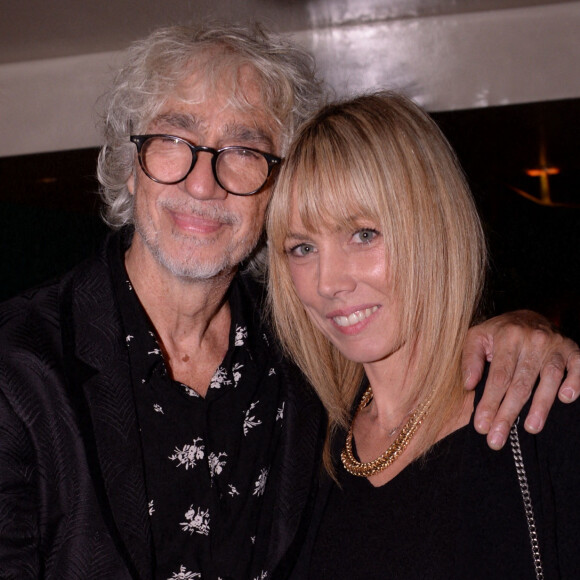 Exclusif - Louis Bertignac avec sa femme Laeticia - After de Garou au restaurant Manko à l'issue de son concert à la salle Pleyel à Paris. © Rachid Bellak/Bestimage