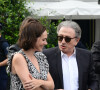 Nathalie Péchalat, Michel Drucker - Les amis de Jean-Paul Belmondo se retrouvent au café de l'Esplanade avant l'hommage National aux Invalide, le 9 septembre 2021.