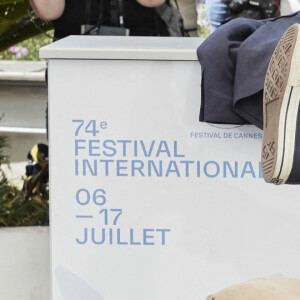 Jean Dujardin - Photocall du film "OSS 117 : Alerte Rouge En Afrique Noire" lors du 74e Festival de Cannes, le 17 juillet 2021. © Borde / Jacovides / Moreau / Bestimage