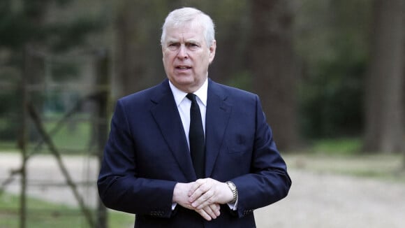 Le prince Andrew menacé de perdre ses titres royaux ? Début de semaine sous haute tension...