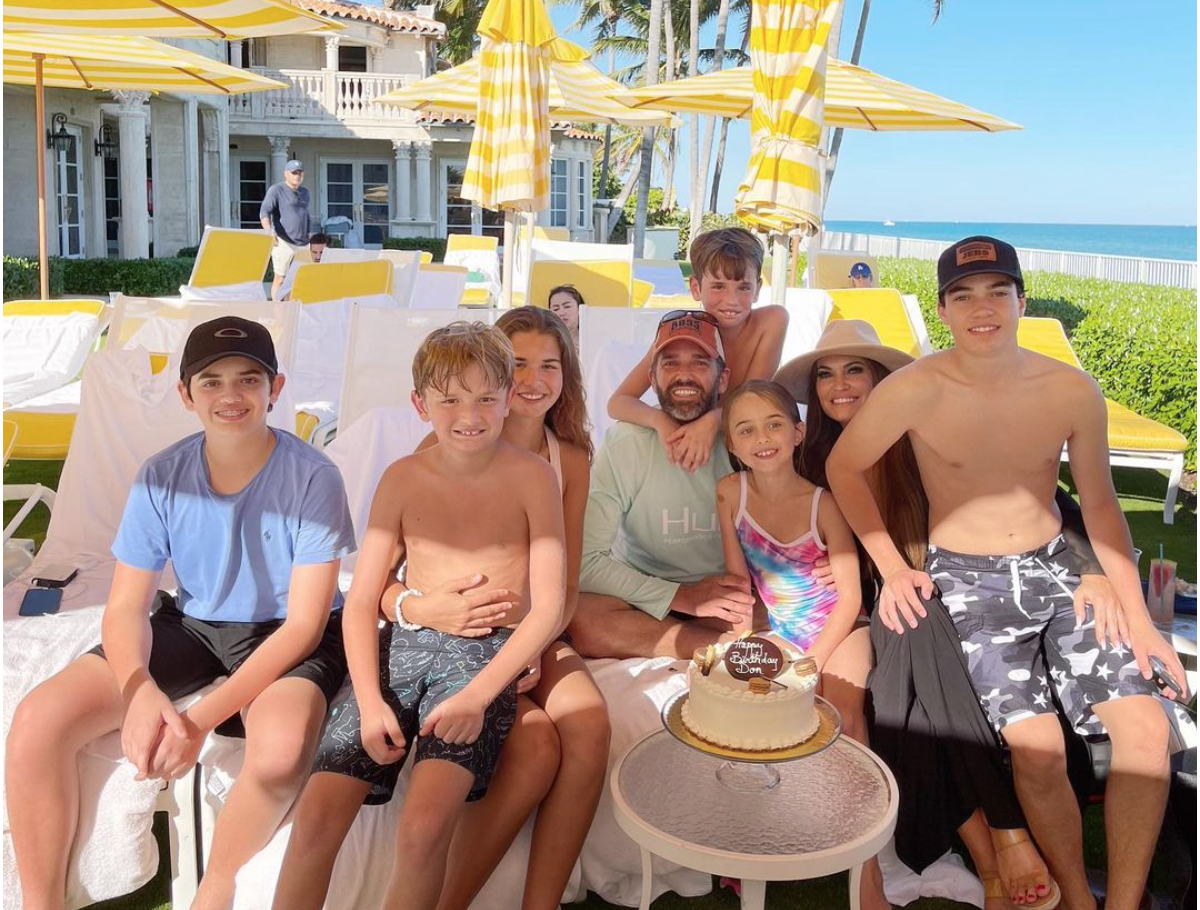 Photo : Donald Trump Jr, sa fiancée Kimberly Guilfoyle et leurs six ...