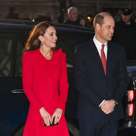 Le prince William, duc de Cambridge, et Catherine (Kate) Middleton, duchesse de Cambridge, assistent au service de chant communautaire Together At Christmas à l'abbaye de Westminster, à Londrtes, Royaume Uni, le 8 décembre 2021.