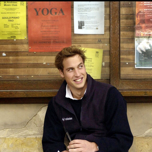 Le prince William lors de ses études supérieures à l'Université St Andrews, en Ecosse, au début des années 2000.